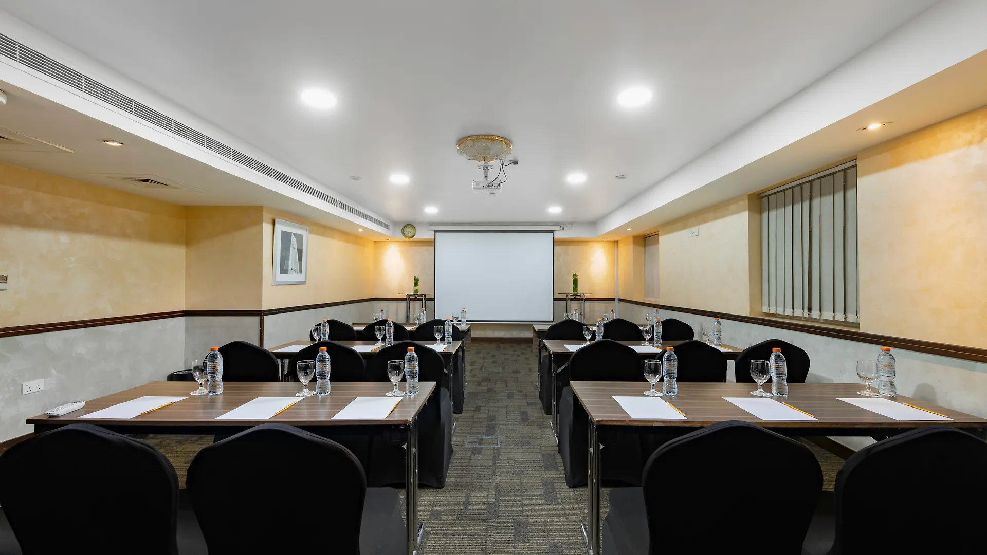 *** Hotel Citymax Sharjah United Arab Emirates