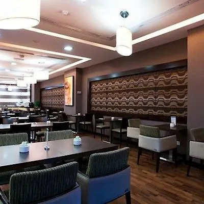 Citymax Sharjah 3*,